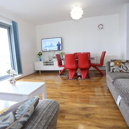Lovely 2 Bed 2 Toilet Hill House River View Apartment London Eksteriør bilde