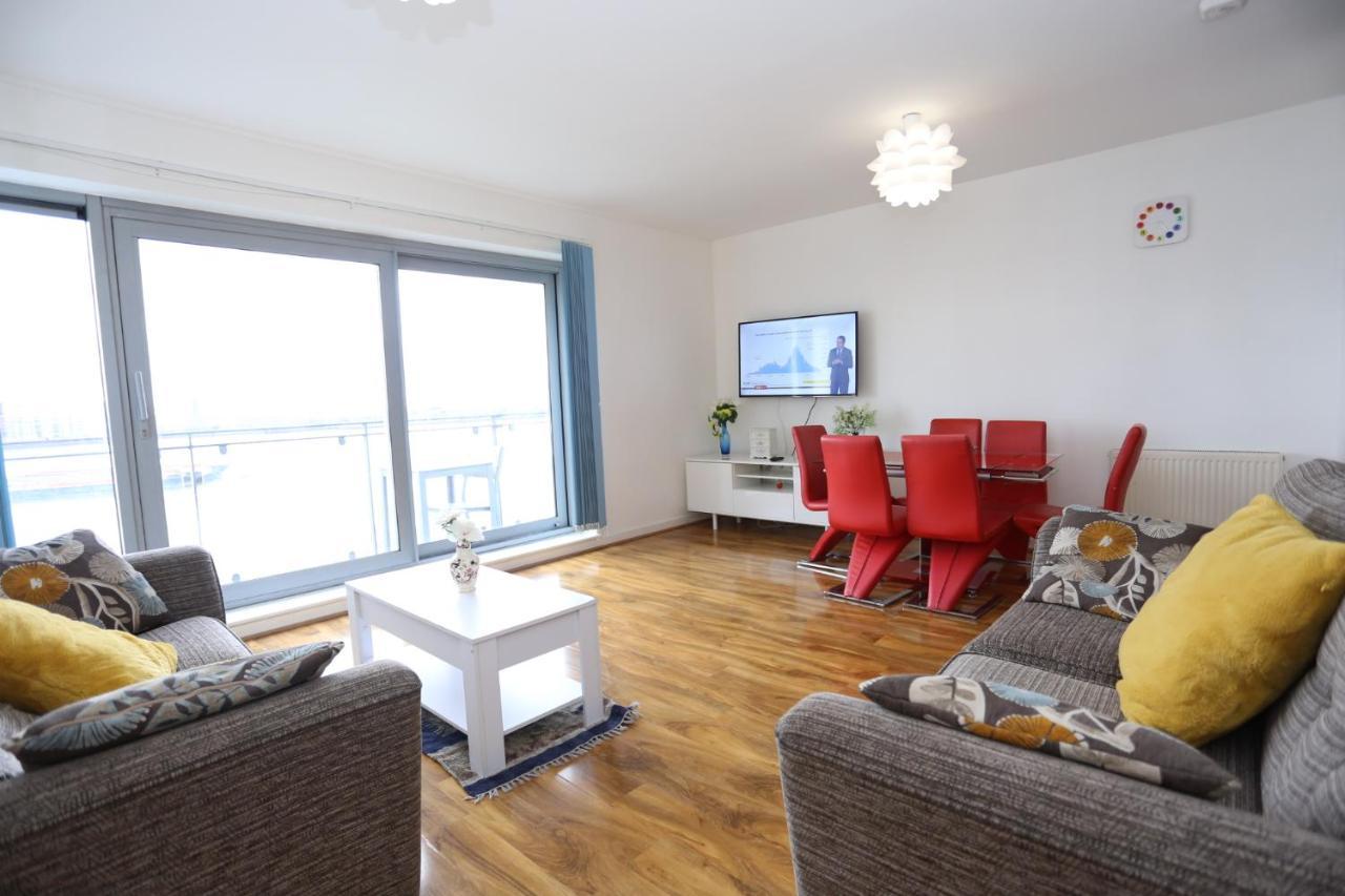 Lovely 2 Bed 2 Toilet Hill House River View Apartment London Eksteriør bilde