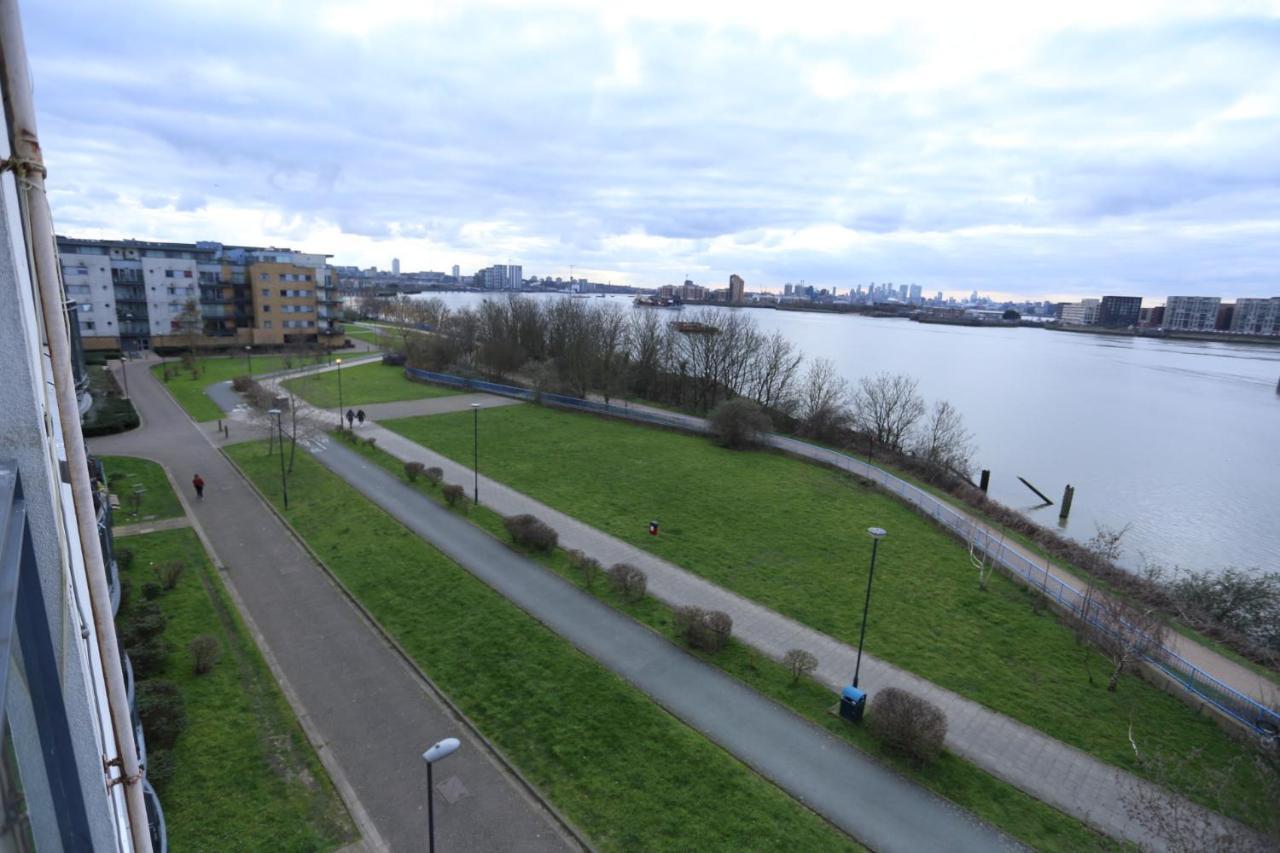 Lovely 2 Bed 2 Toilet Hill House River View Apartment London Eksteriør bilde